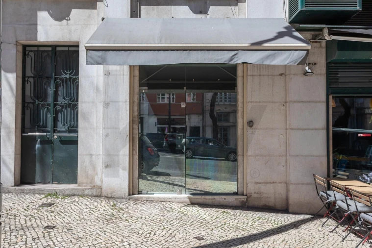 Loja para Venda em Campo de Ourique Foto 20