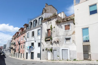 Prédio para Venda em São Vicente