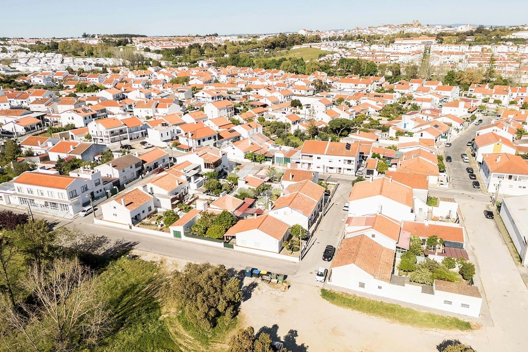 Moradia T4 para Venda em Malagueira e Horta das Figueiras Foto 51