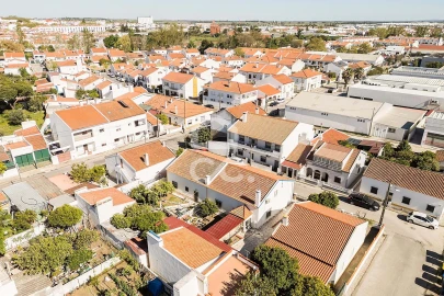 Moradia T4 para Venda em Malagueira e Horta das Figueiras