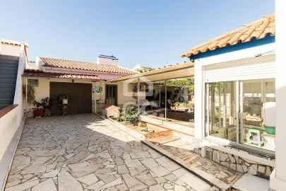 Moradia T4 para Venda em Malagueira e Horta das Figueiras