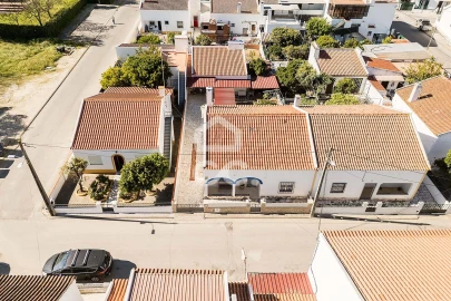 Moradia T4 para Venda em Malagueira e Horta das Figueiras