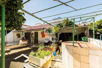 Moradia T4 para Venda em Malagueira e Horta das Figueiras