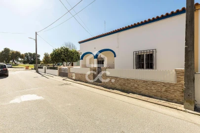 Moradia T4 para Venda em Malagueira e Horta das Figueiras