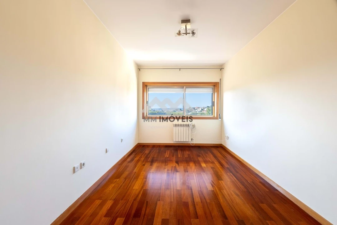 Apartamento T1 para Arrendamento em Pedrouços Foto 16