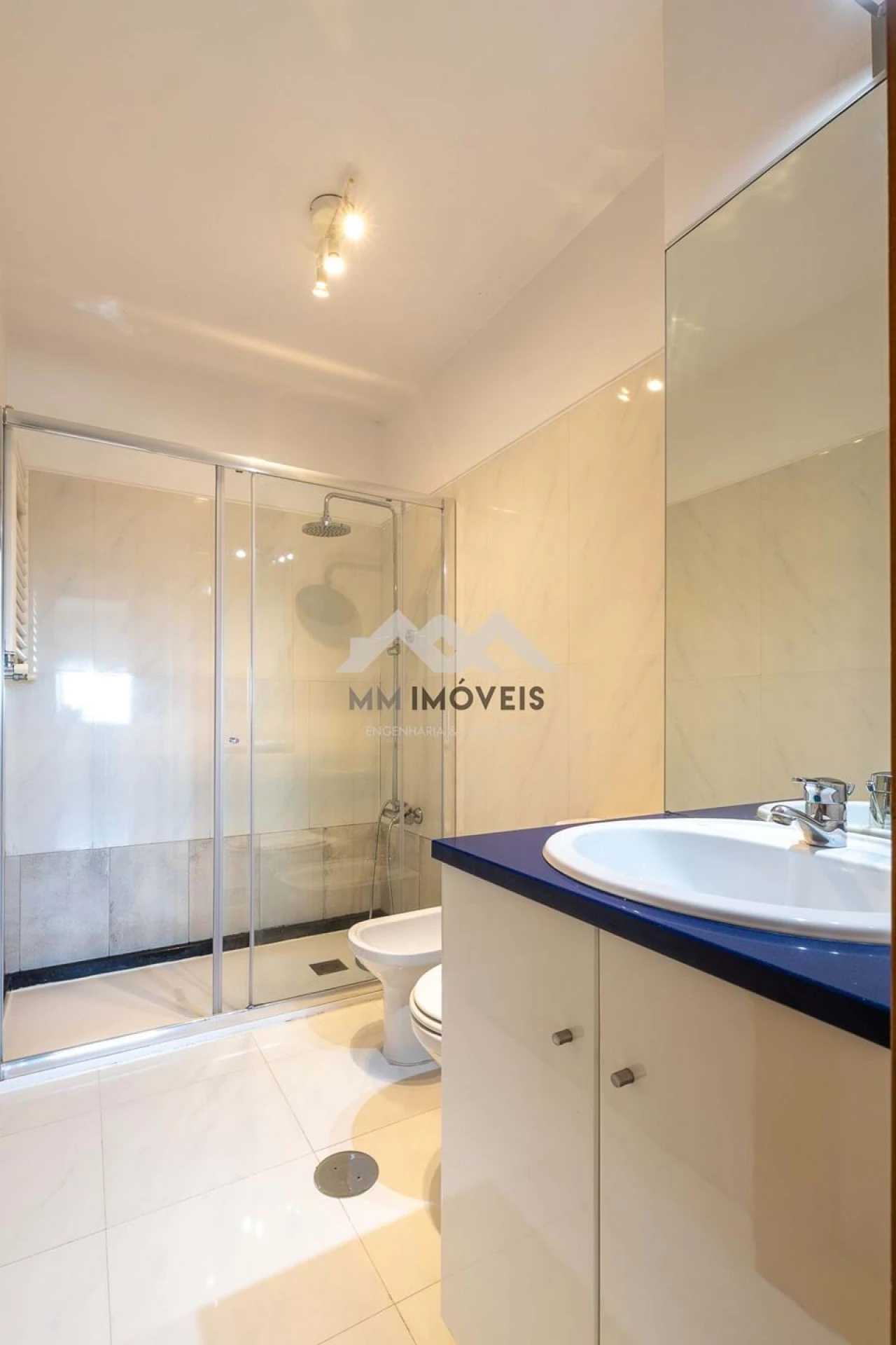 Apartamento T1 para Arrendamento em Pedrouços Foto 14