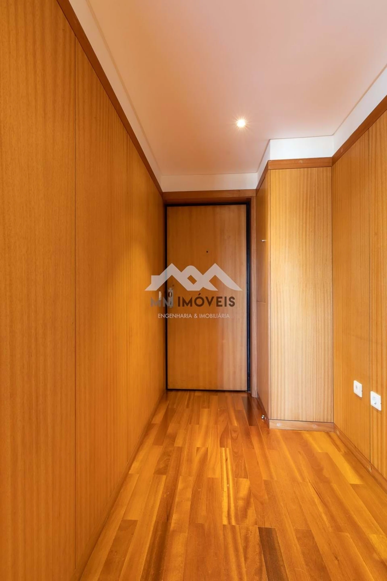 Apartamento T1 para Arrendamento em Pedrouços Foto 20