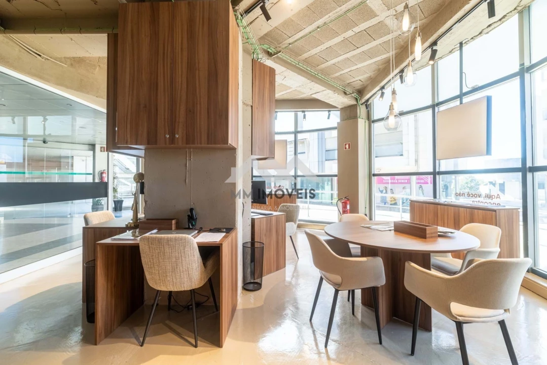 Negócio para Venda em Gondomar (São Cosme), Valbom e Jovim Foto 8