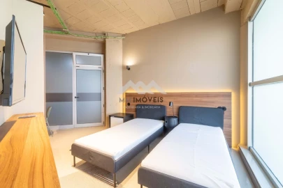 Negócio para Venda em Gondomar (São Cosme), Valbom e Jovim