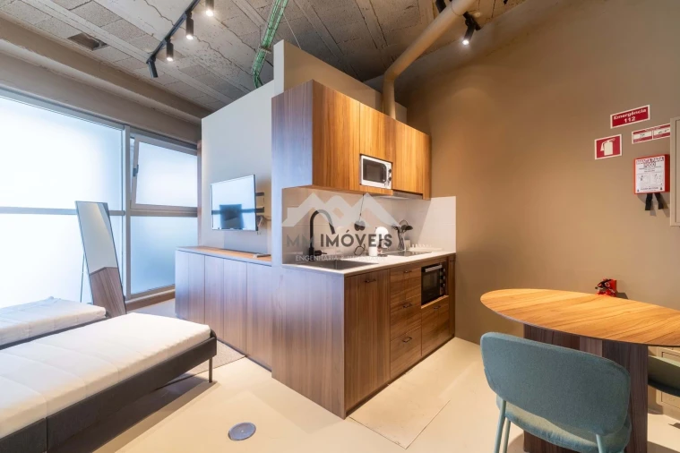 Negócio para Venda em Gondomar (São Cosme), Valbom e Jovim Foto 2