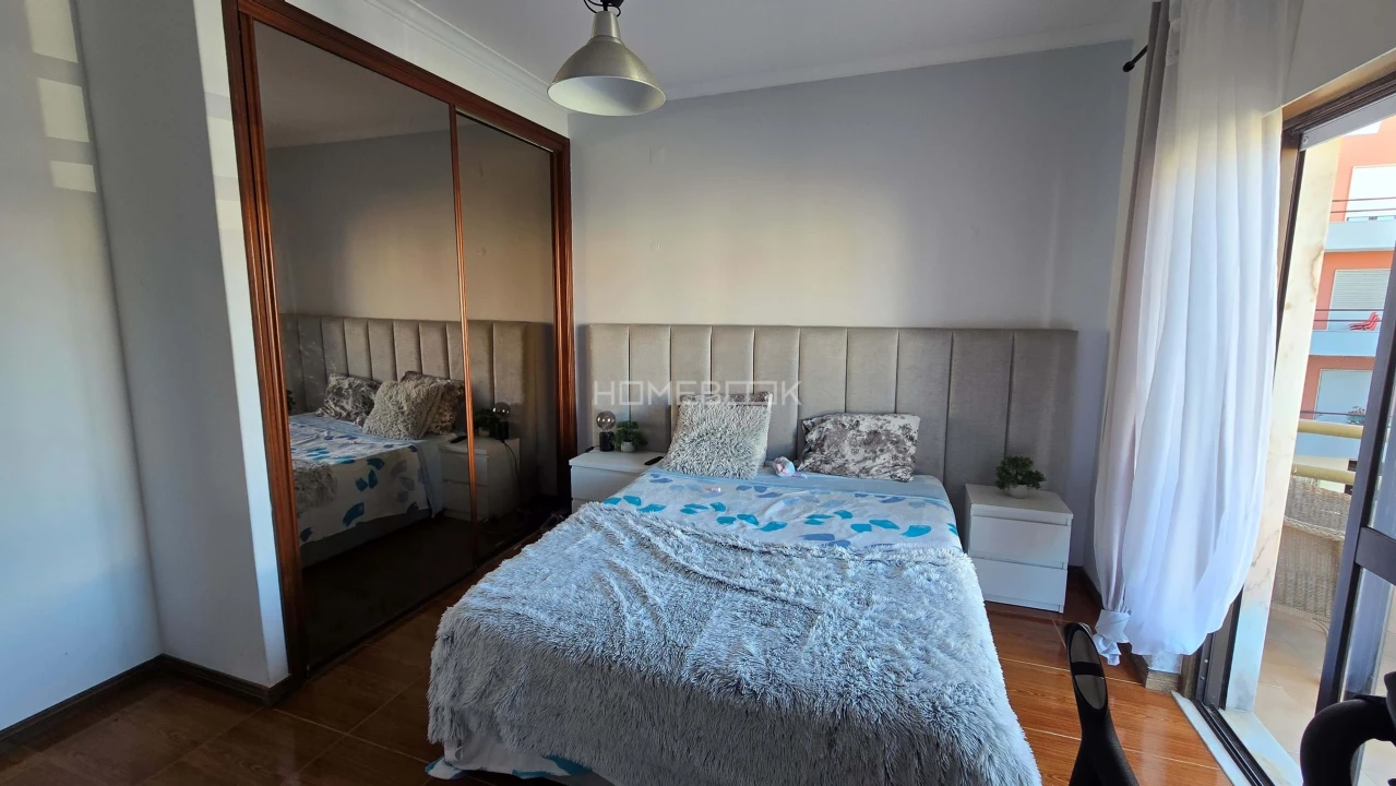 Apartamento T3 para Venda em Rio de Mouro Foto 12