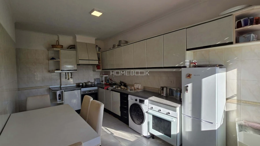 Apartamento T3 para Venda em Rio de Mouro Foto 7