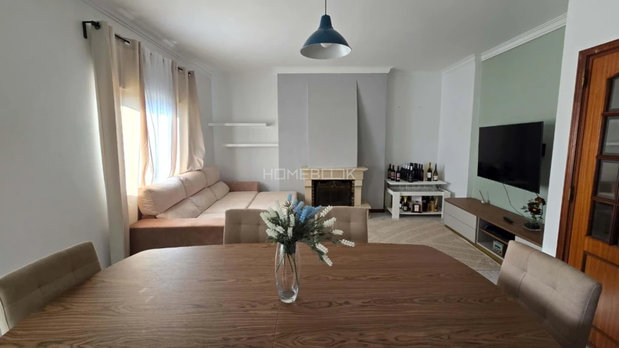 Apartamento T3 para Venda em Rio de Mouro Foto 2