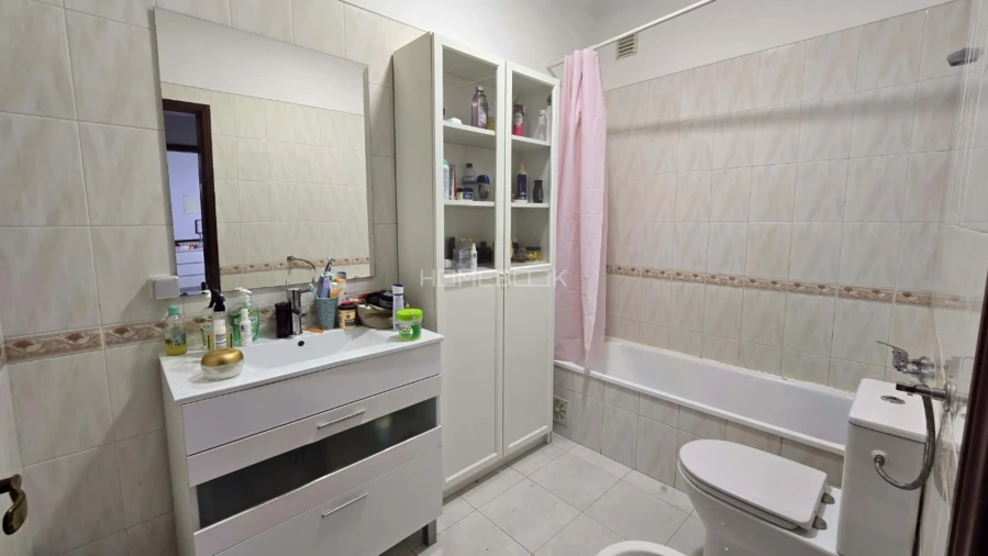 Apartamento T3 para Venda em Rio de Mouro Foto 15