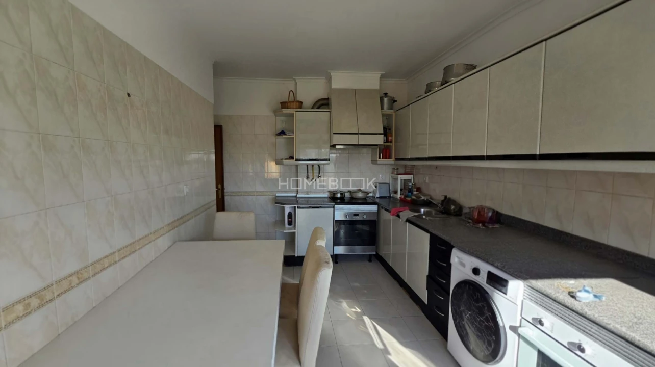 Apartamento T3 para Venda em Rio de Mouro Foto 8