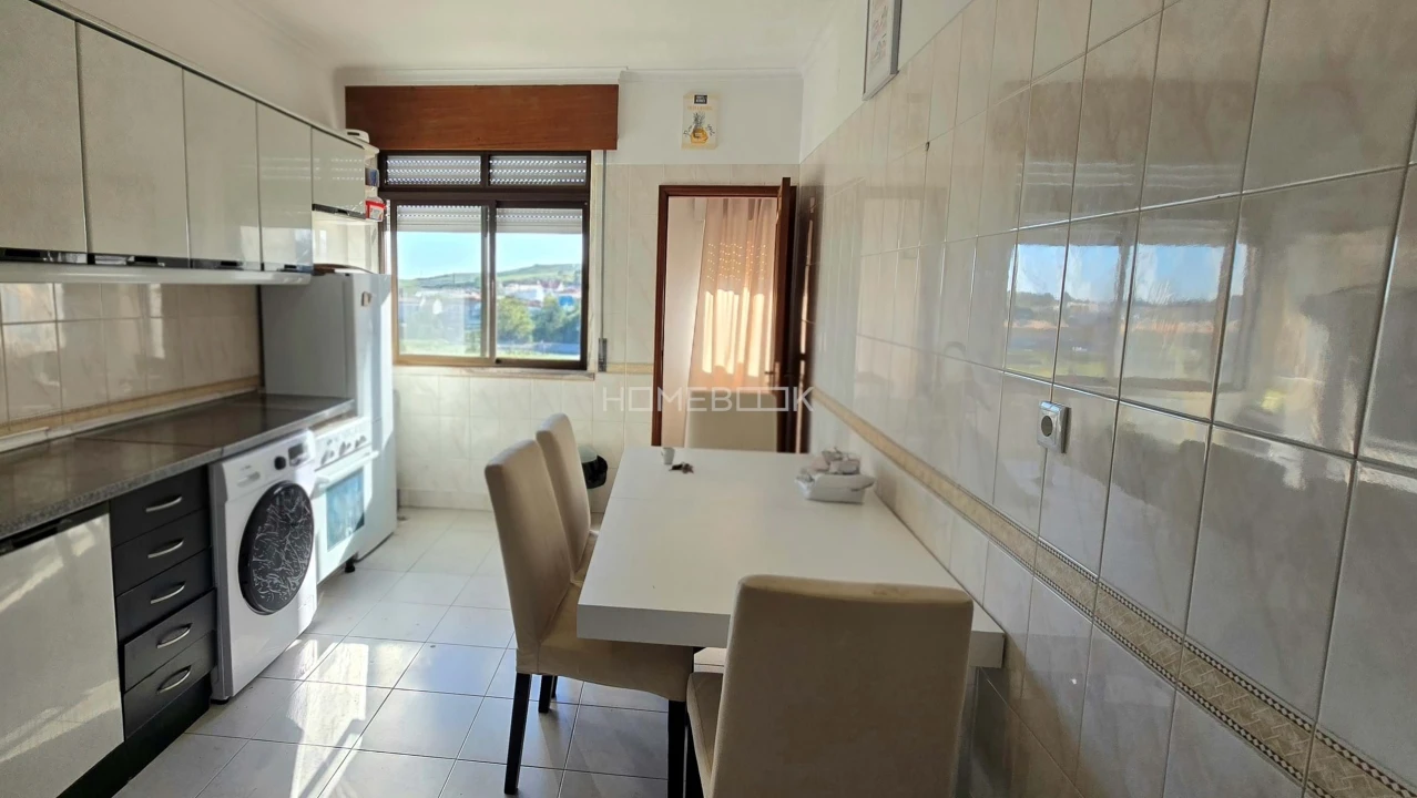 Apartamento T3 para Venda em Rio de Mouro Foto 6