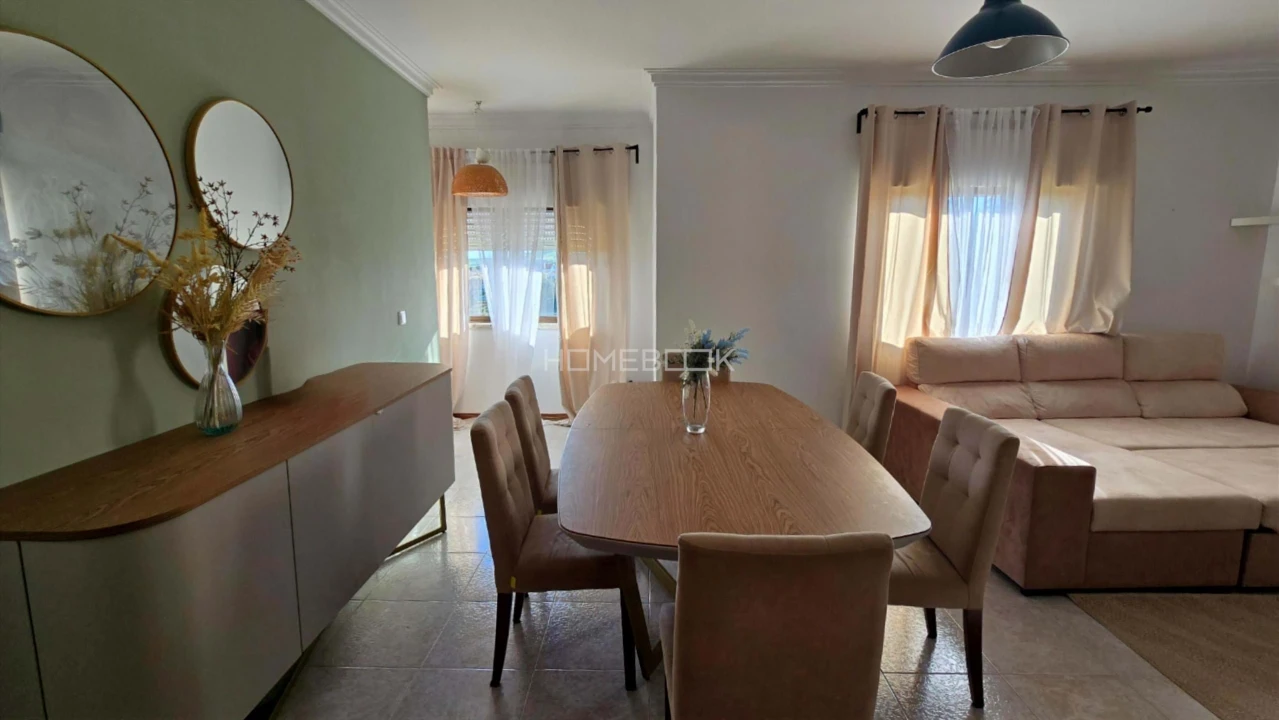Apartamento T3 para Venda em Rio de Mouro Foto 3