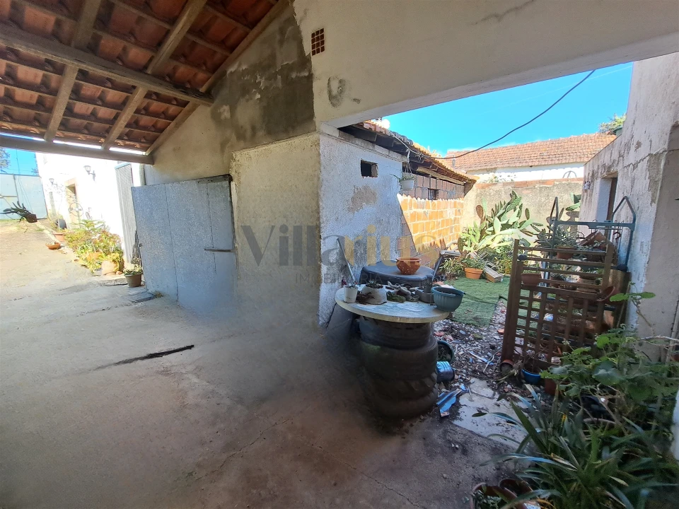 Moradia T2 para Venda em Casais e Alviobeira Foto 17