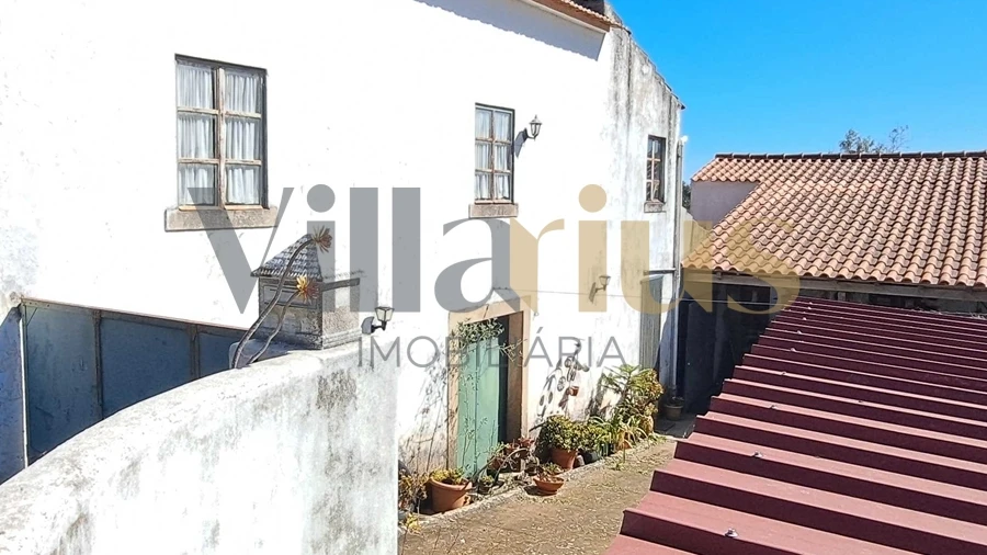 Moradia T2 para Venda em Casais e Alviobeira
