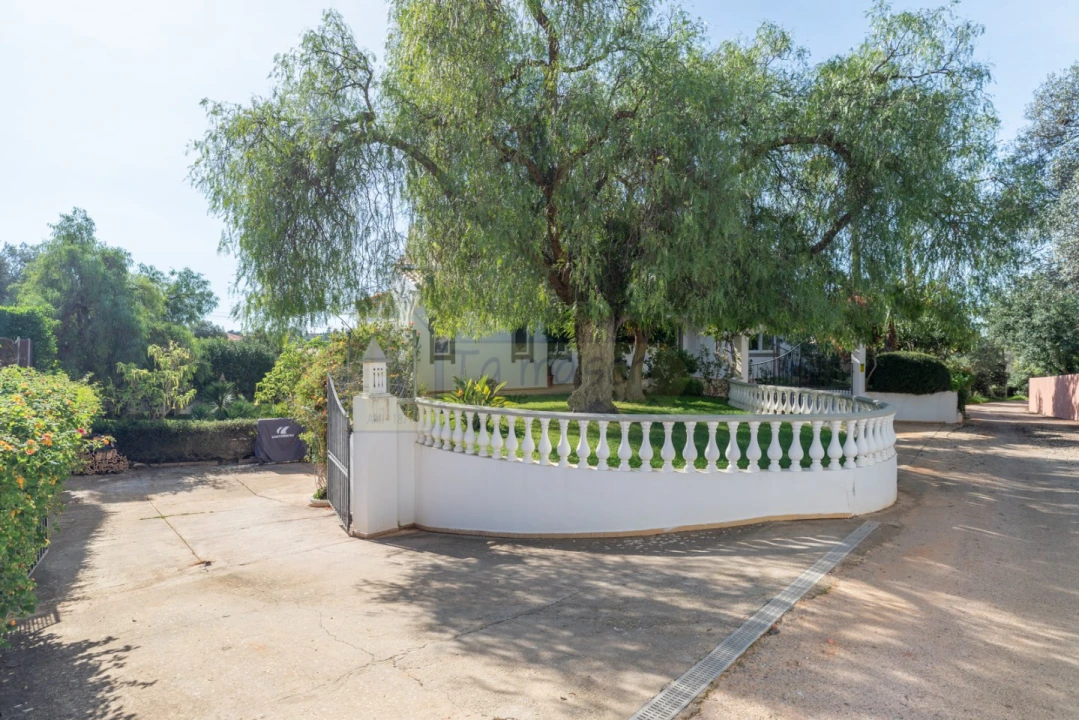 Moradia T5 para Venda em Boliqueime Foto 35