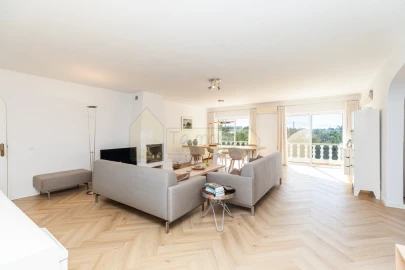 Moradia T5 para Venda em Boliqueime