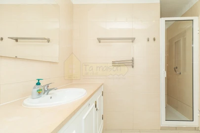 Moradia T5 para Venda em Boliqueime