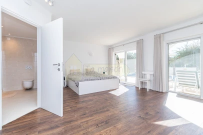 Moradia T5 para Venda em Boliqueime