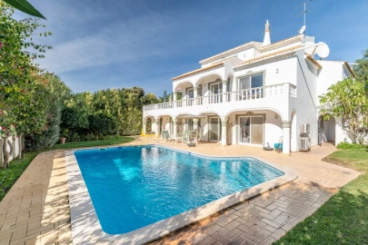 Moradia T5 para Venda em Boliqueime