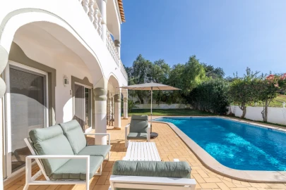 Moradia T5 para Venda em Boliqueime