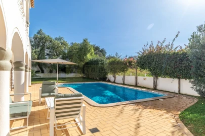 Moradia T5 para Venda em Boliqueime