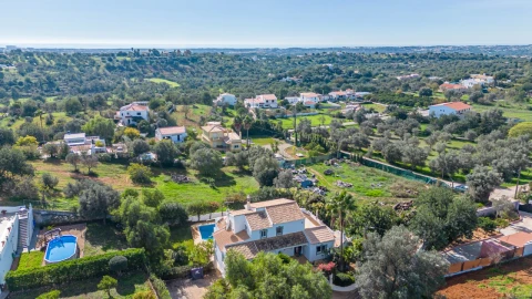 Moradia T5 para Venda em Boliqueime