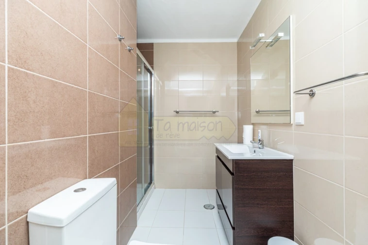 Moradia T5 para Venda em Boliqueime Foto 25