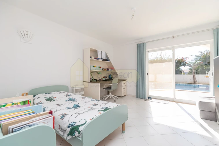 Moradia T5 para Venda em Boliqueime Foto 26