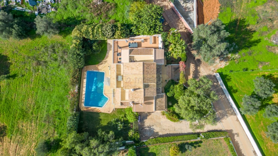 Moradia T5 para Venda em Boliqueime Foto 39