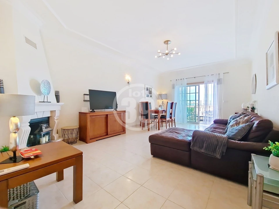 Apartamento T2 para Venda em Albufeira e Olhos de Água Foto 7