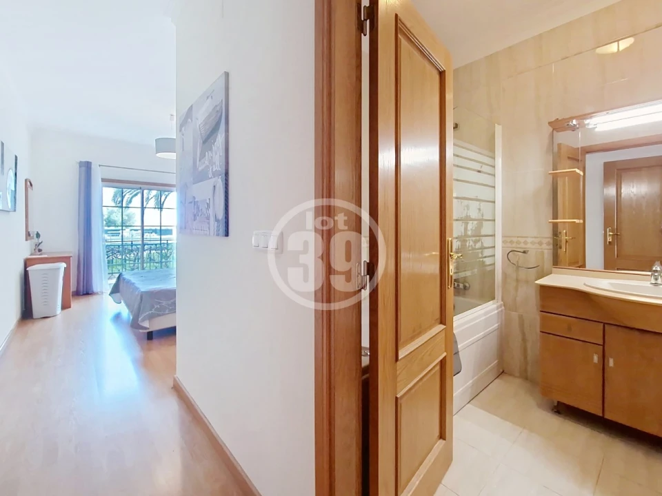 Apartamento T2 para Venda em Albufeira e Olhos de Água Foto 16