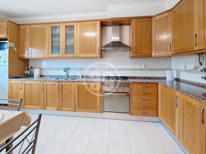 Apartamento T2 para Venda em Albufeira e Olhos de Água Foto 4