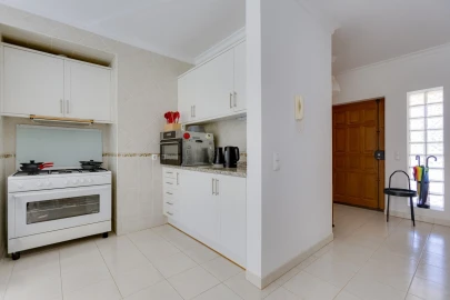 Moradia T4 para Venda em Luz