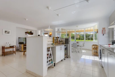 Moradia T4 para Venda em Luz