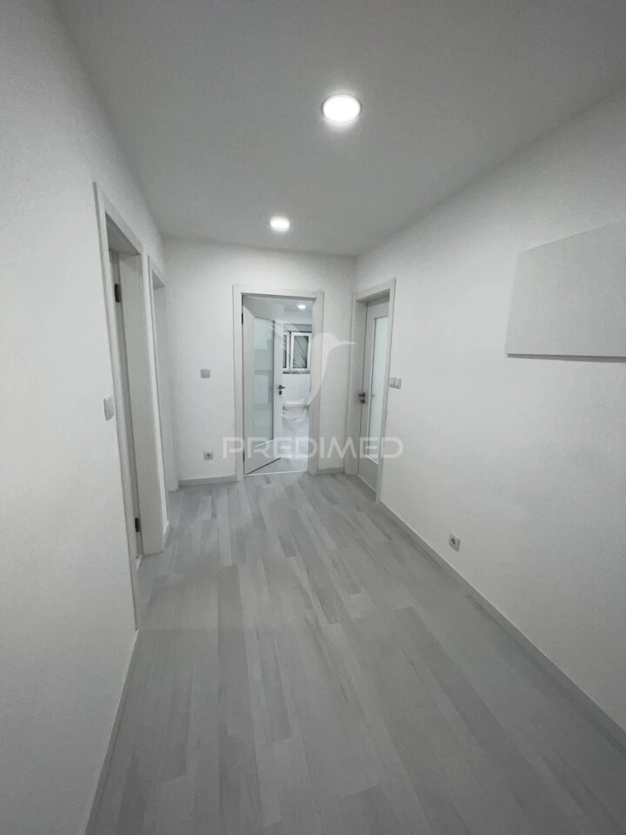 Apartamento T3 para Venda em Laranjeiro e Feijó Foto 2