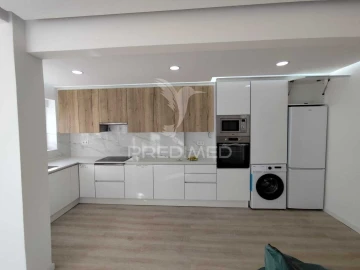 Apartamento T3 para Venda em Laranjeiro e Feijó