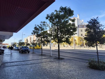 Apartamento T3 para Venda em Laranjeiro e Feijó