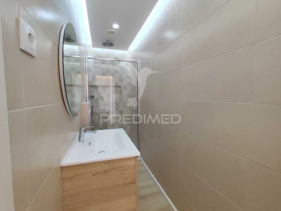 Apartamento T3 para Venda em Laranjeiro e Feijó Foto 29