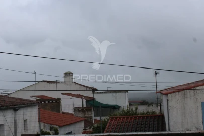 Armazém para Venda em Redondo