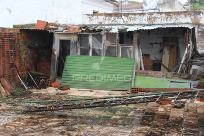Armazém para Venda em Redondo