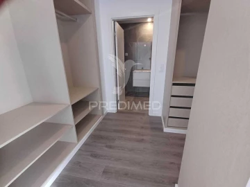 Apartamento T3 para Venda em Laranjeiro e Feijó