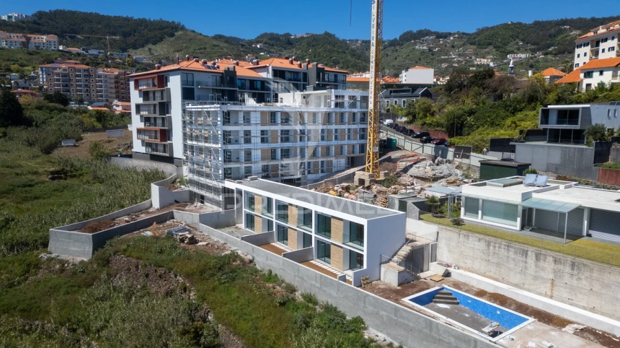 Apartamento T2 para Venda em Caniço Foto 17