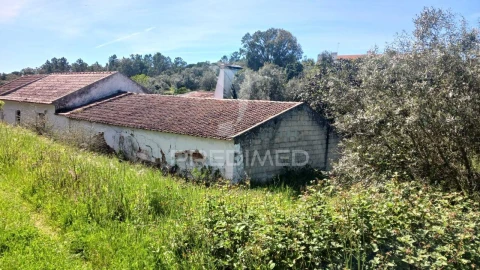 Quinta T3 para Venda em Cortiçadas de Lavre e Lavre