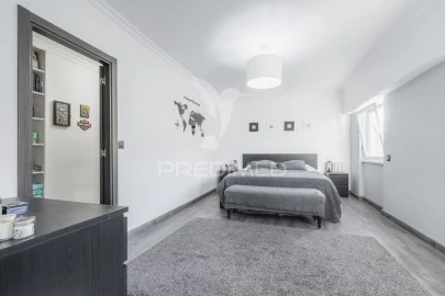 Apartamento T1 para Venda em São Domingos de Rana