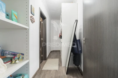 Apartamento T1 para Venda em São Domingos de Rana